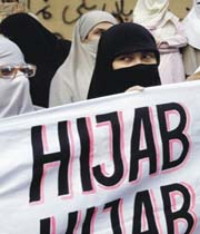 حجاب اسلامی الگوی کشوری است